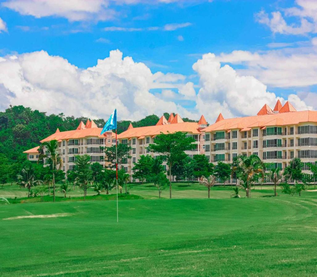 Happy City Golf & Resort Chiang Rai Dış mekan fotoğraf