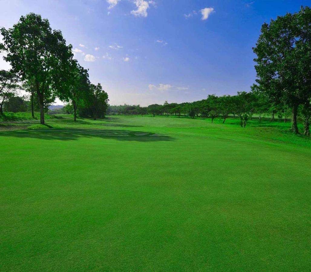 Happy City Golf & Resort Chiang Rai Dış mekan fotoğraf