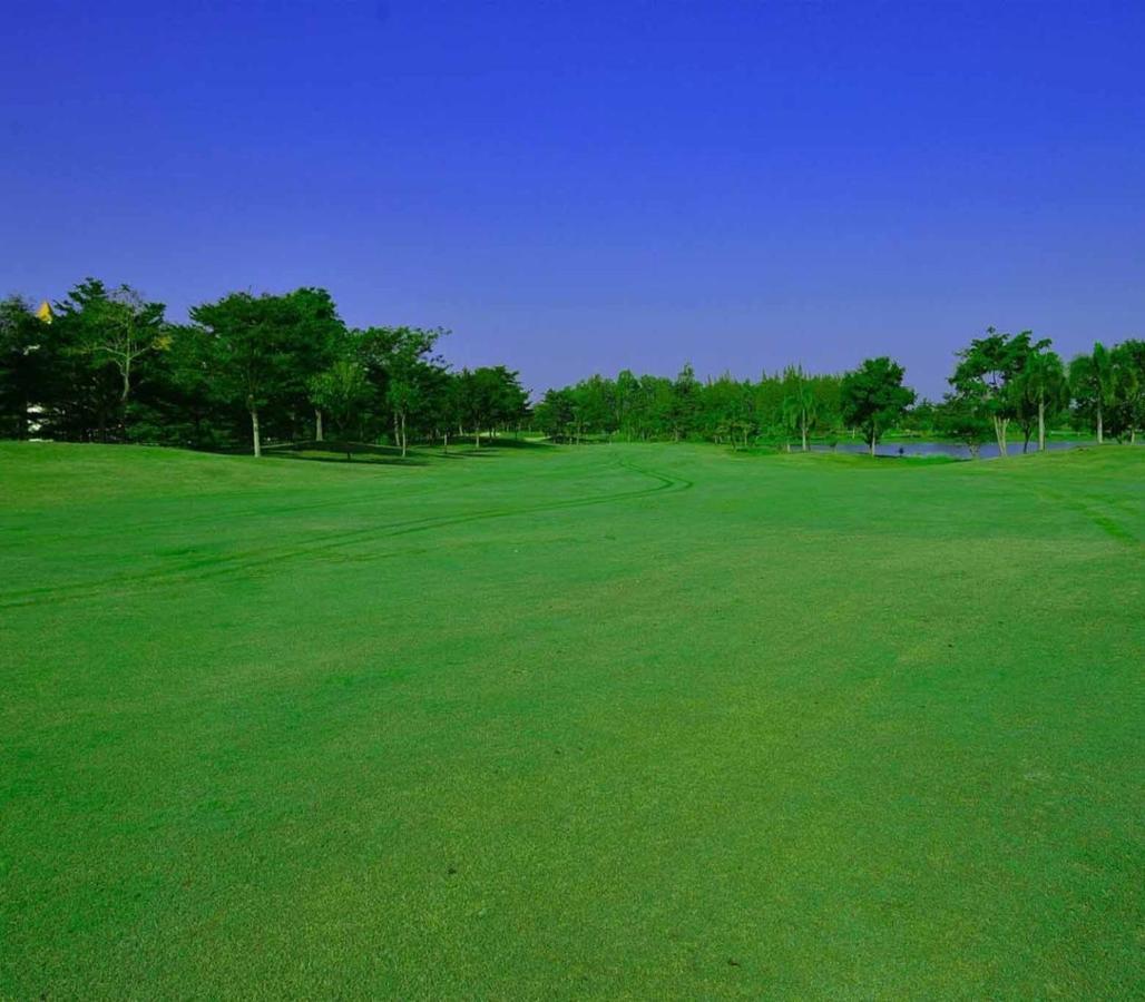Happy City Golf & Resort Chiang Rai Dış mekan fotoğraf