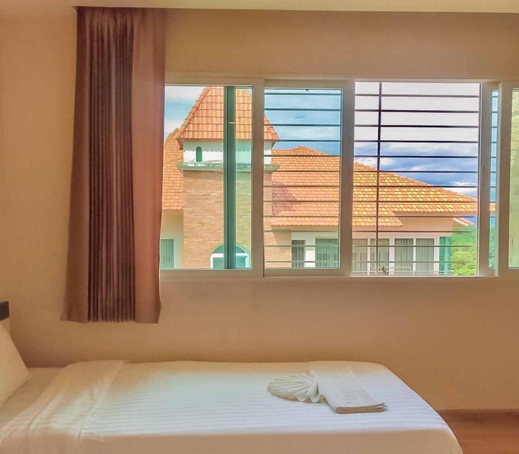 Happy City Golf & Resort Chiang Rai Dış mekan fotoğraf