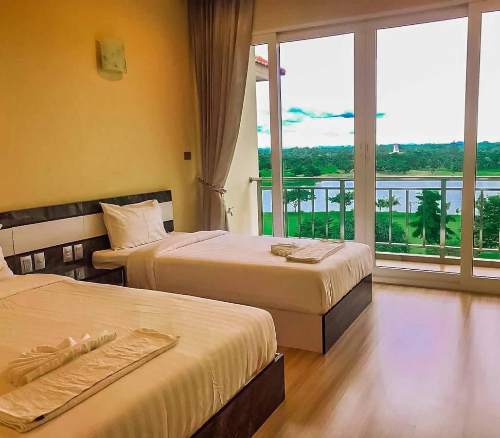 Happy City Golf & Resort Chiang Rai Dış mekan fotoğraf